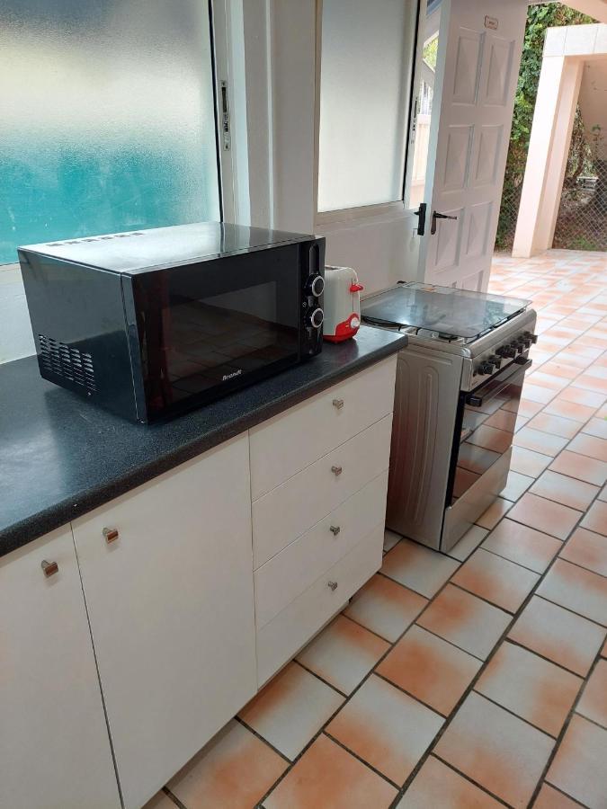 Mabouya Apartment Ле Вауклин Екстериор снимка