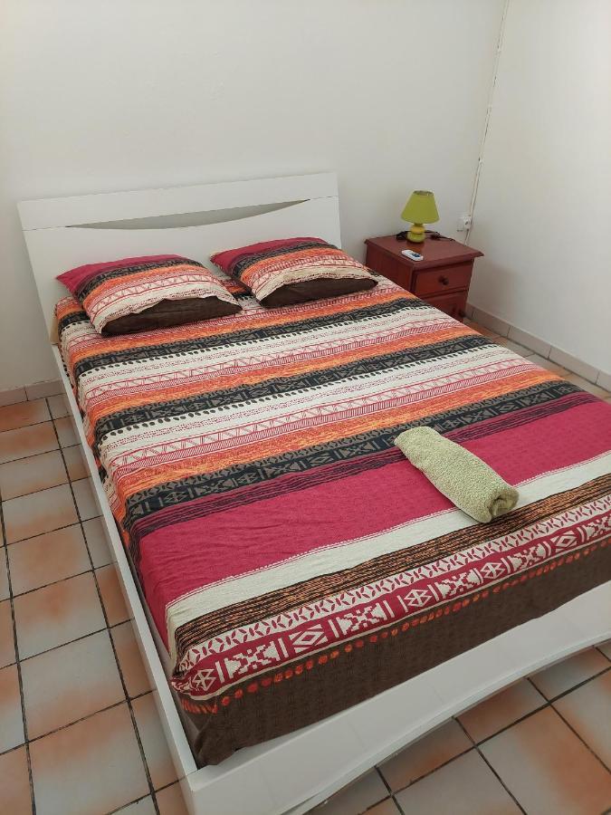 Mabouya Apartment Ле Вауклин Екстериор снимка